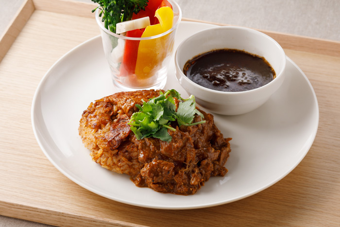 「国産野菜の饗宴ディップと焼きカレーリゾット」