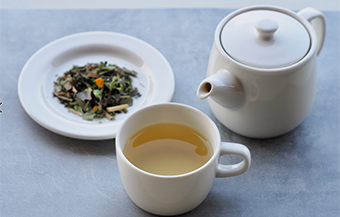 ハーブ農家・苗目さんのハーブティー 500円