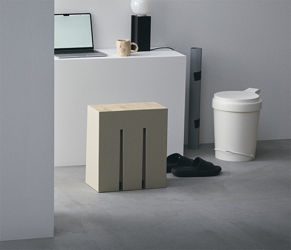 FORM FIND STOOL SLIT